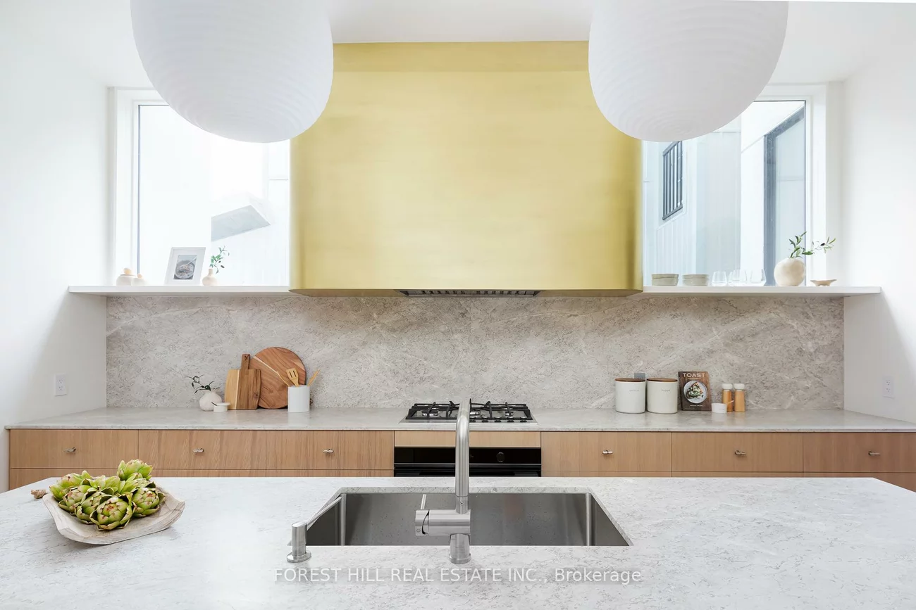 61, Foxley, Trinity-Bellwoods, Toronto