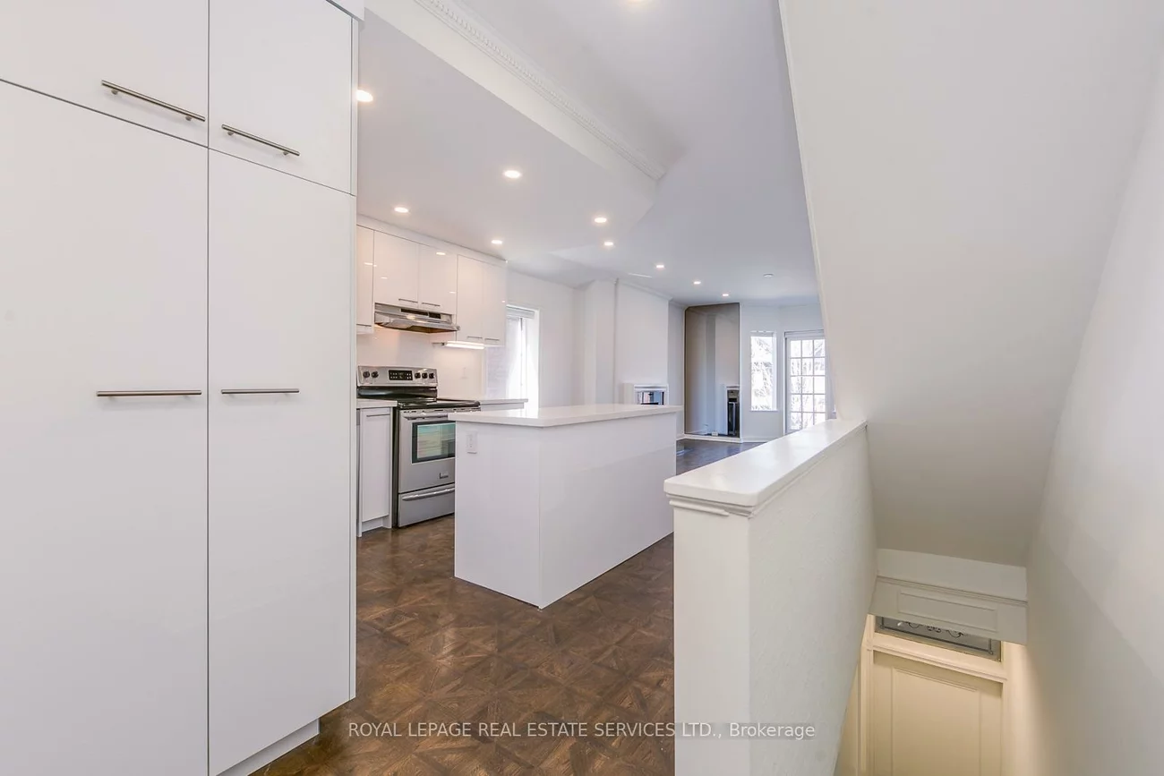 59, Dupont, Annex, Toronto