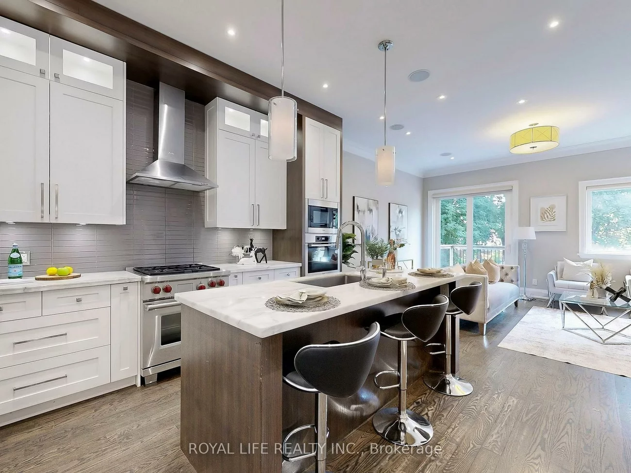 279, Deloraine, Lawrence Park North, Toronto