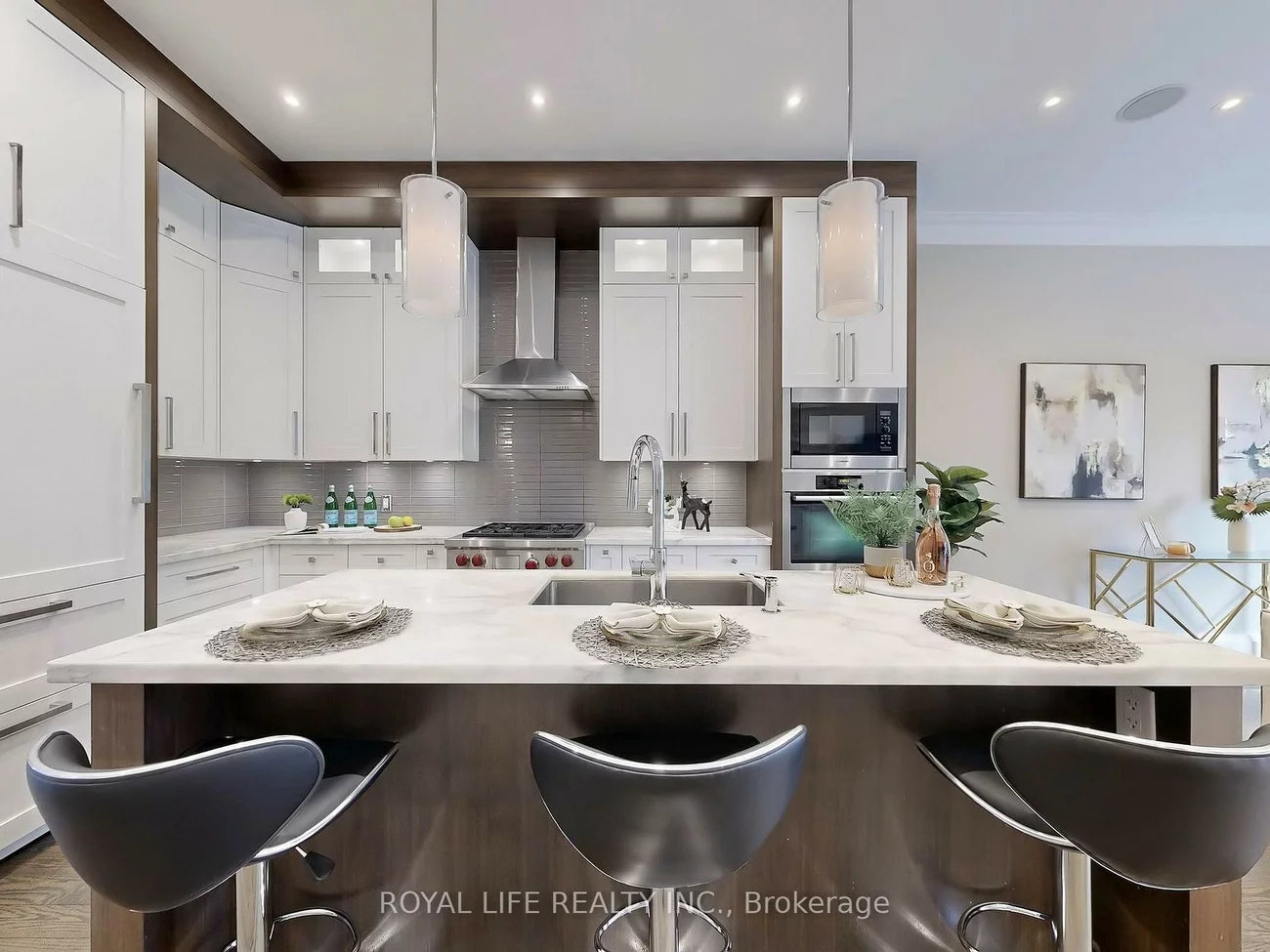 279, Deloraine, Lawrence Park North, Toronto