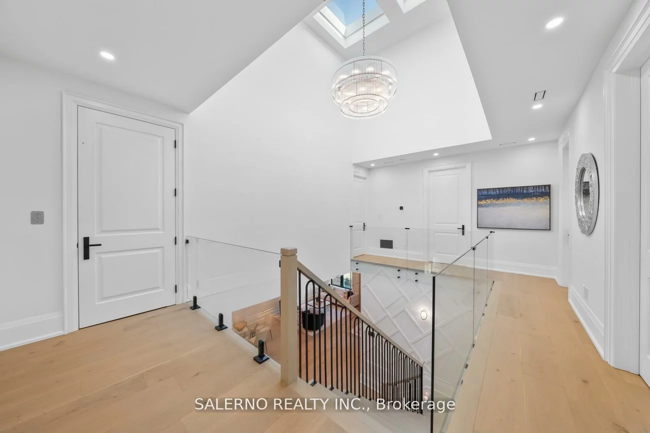63, Bannatyne, St. Andrew-Windfields, Toronto