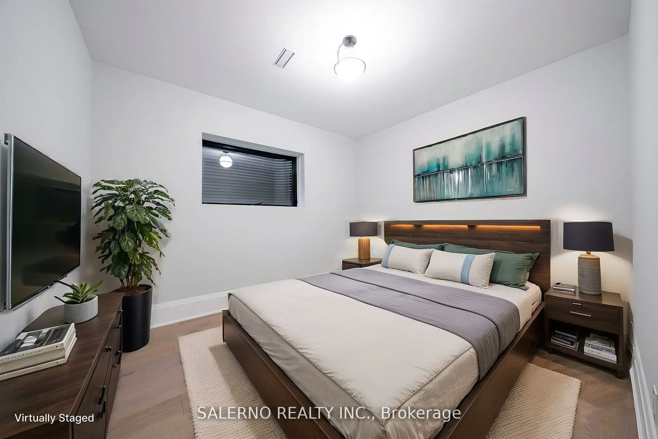 63, Bannatyne, St. Andrew-Windfields, Toronto