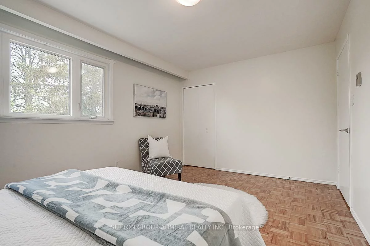 157, Angus, Don Valley Village, Toronto