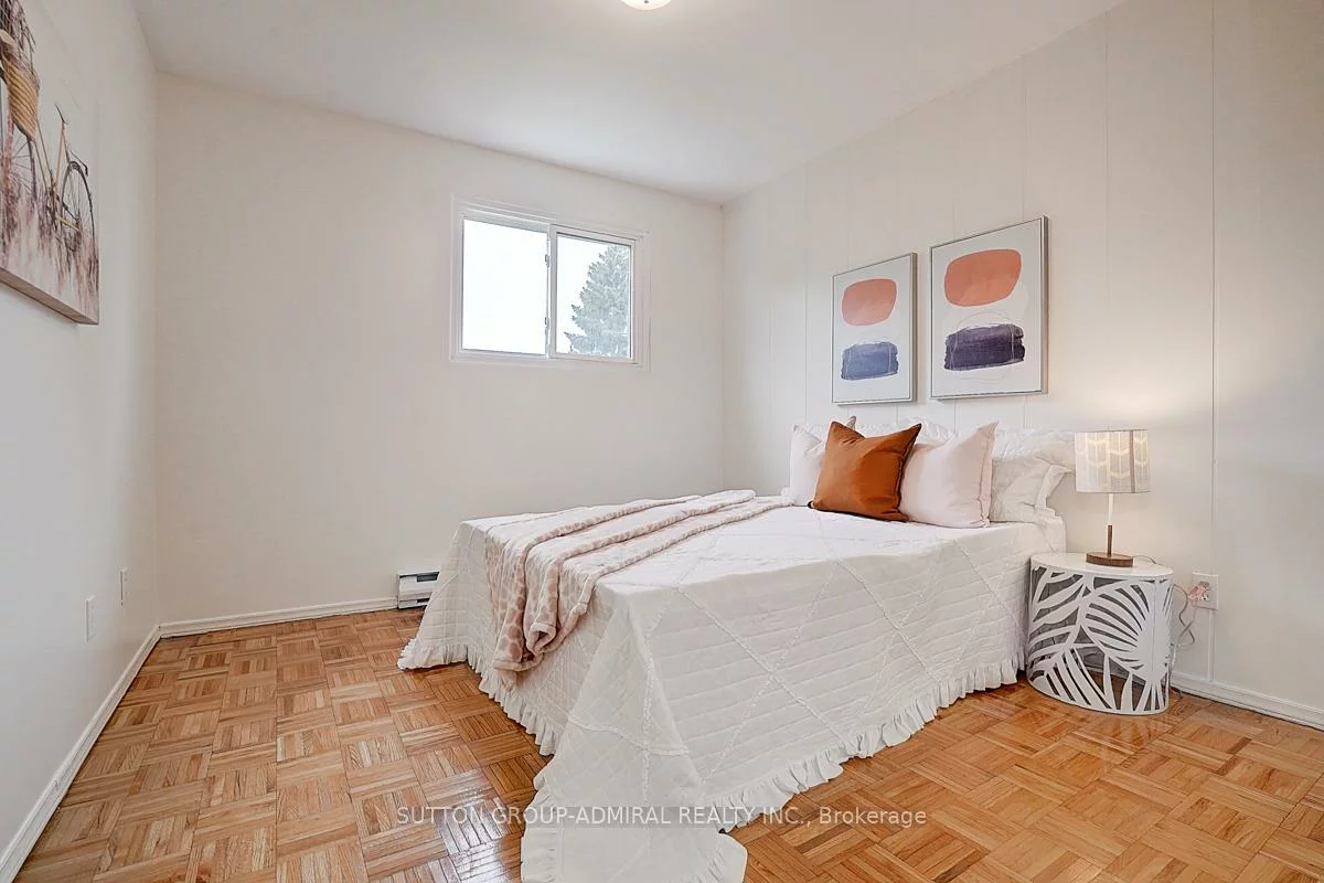157, Angus, Don Valley Village, Toronto