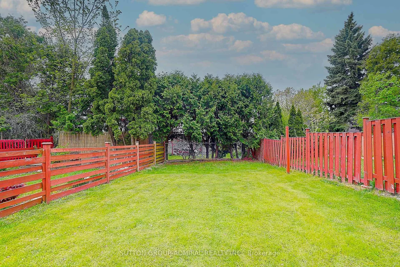 157, Angus, Don Valley Village, Toronto