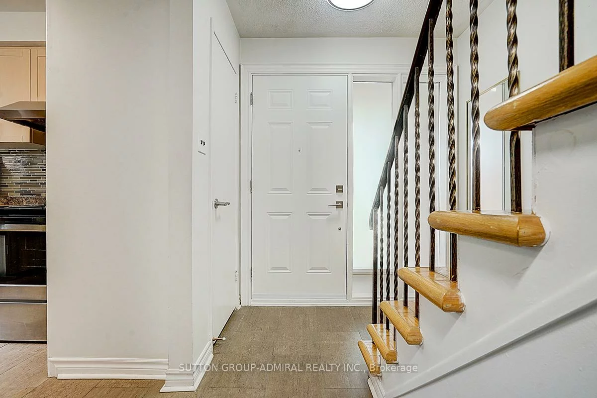 157, Angus, Don Valley Village, Toronto
