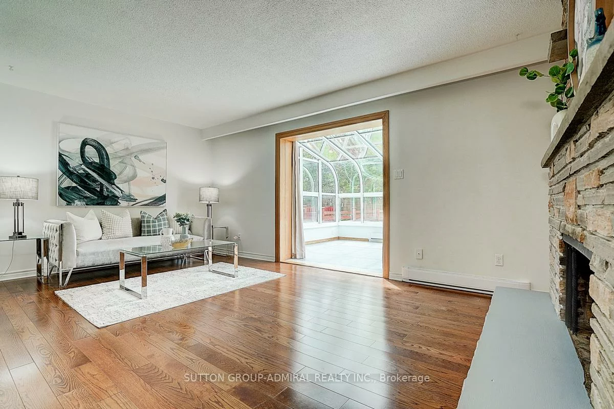 157, Angus, Don Valley Village, Toronto