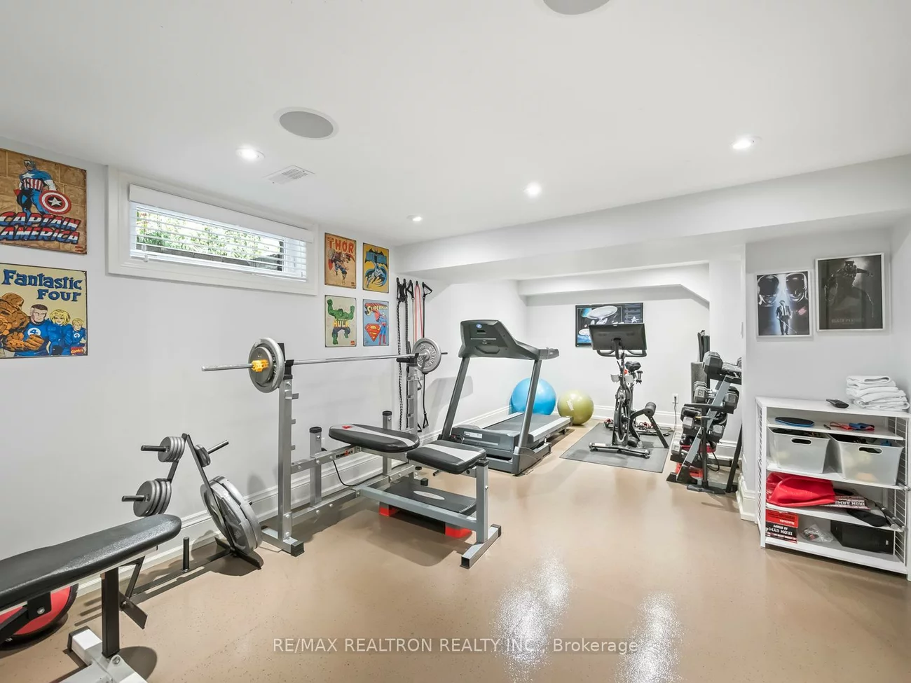 18, Corwin, Clanton Park, Toronto
