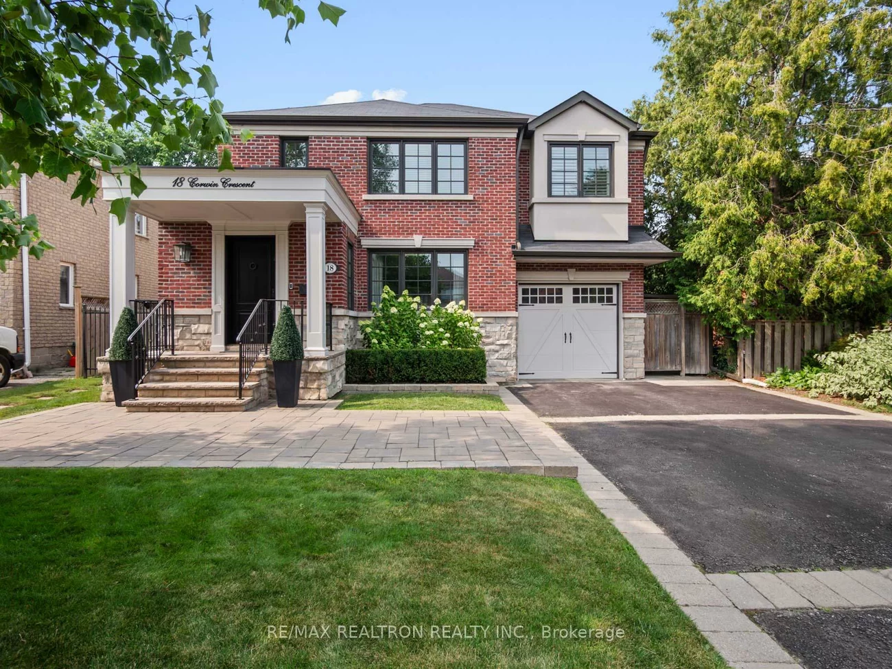 18, Corwin, Clanton Park, Toronto