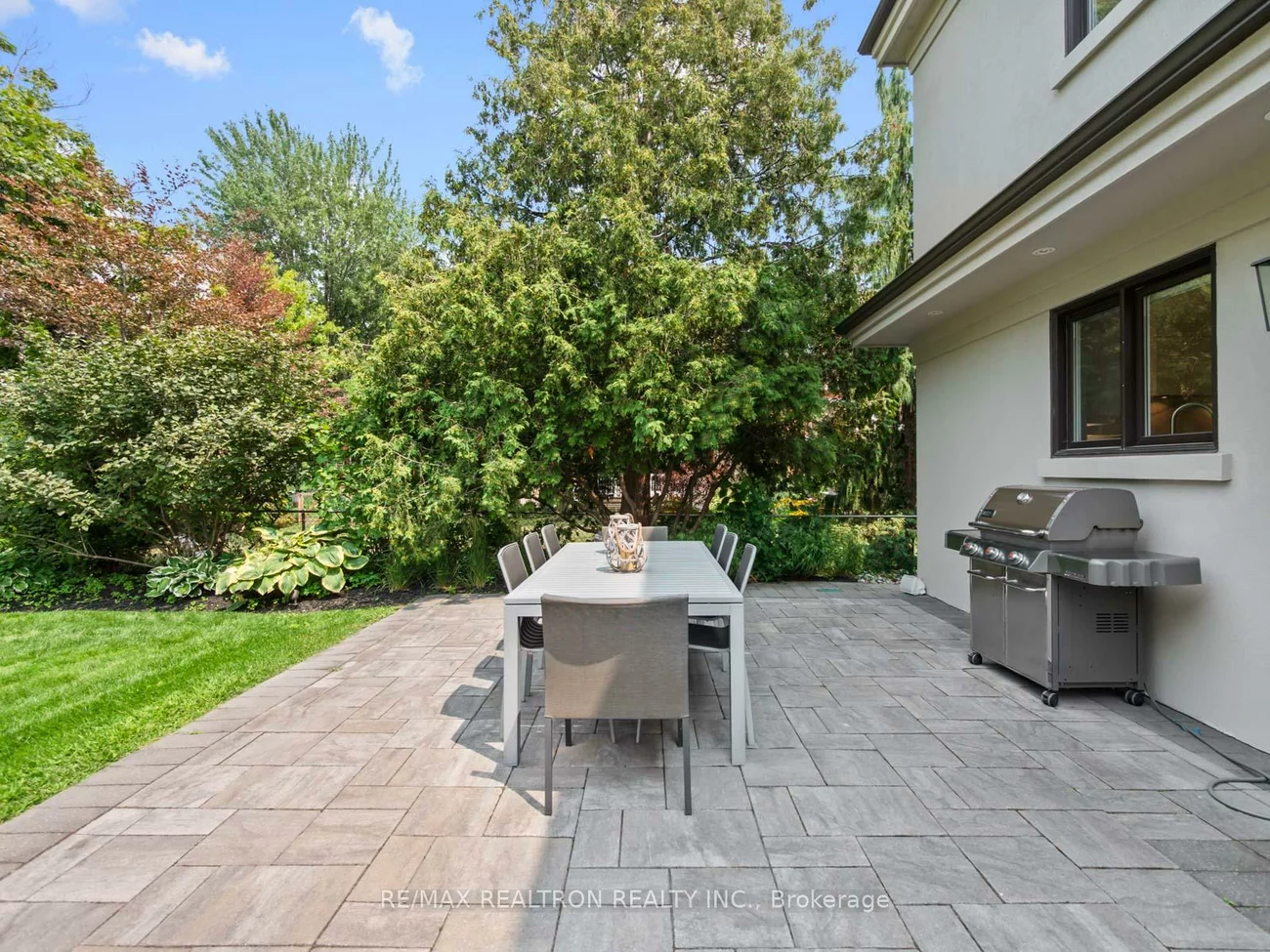 18, Corwin, Clanton Park, Toronto