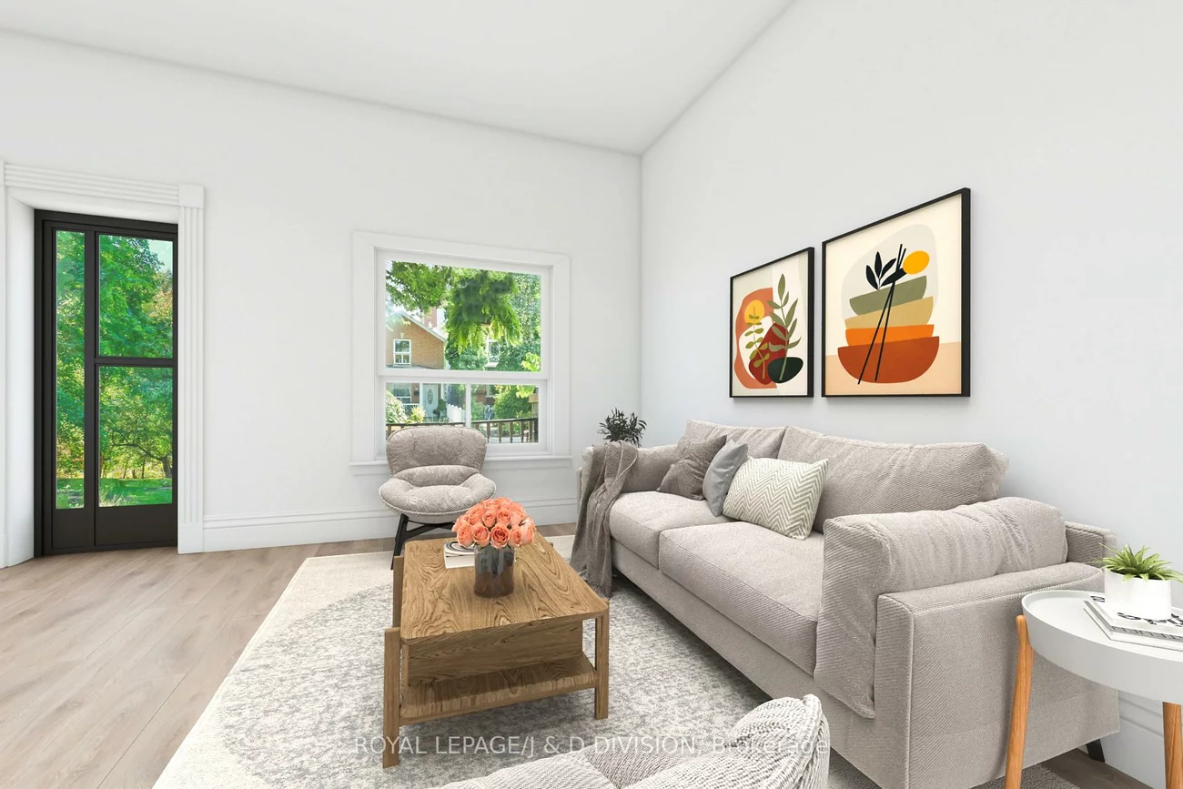 136, Lindsey, Dufferin Grove, Toronto