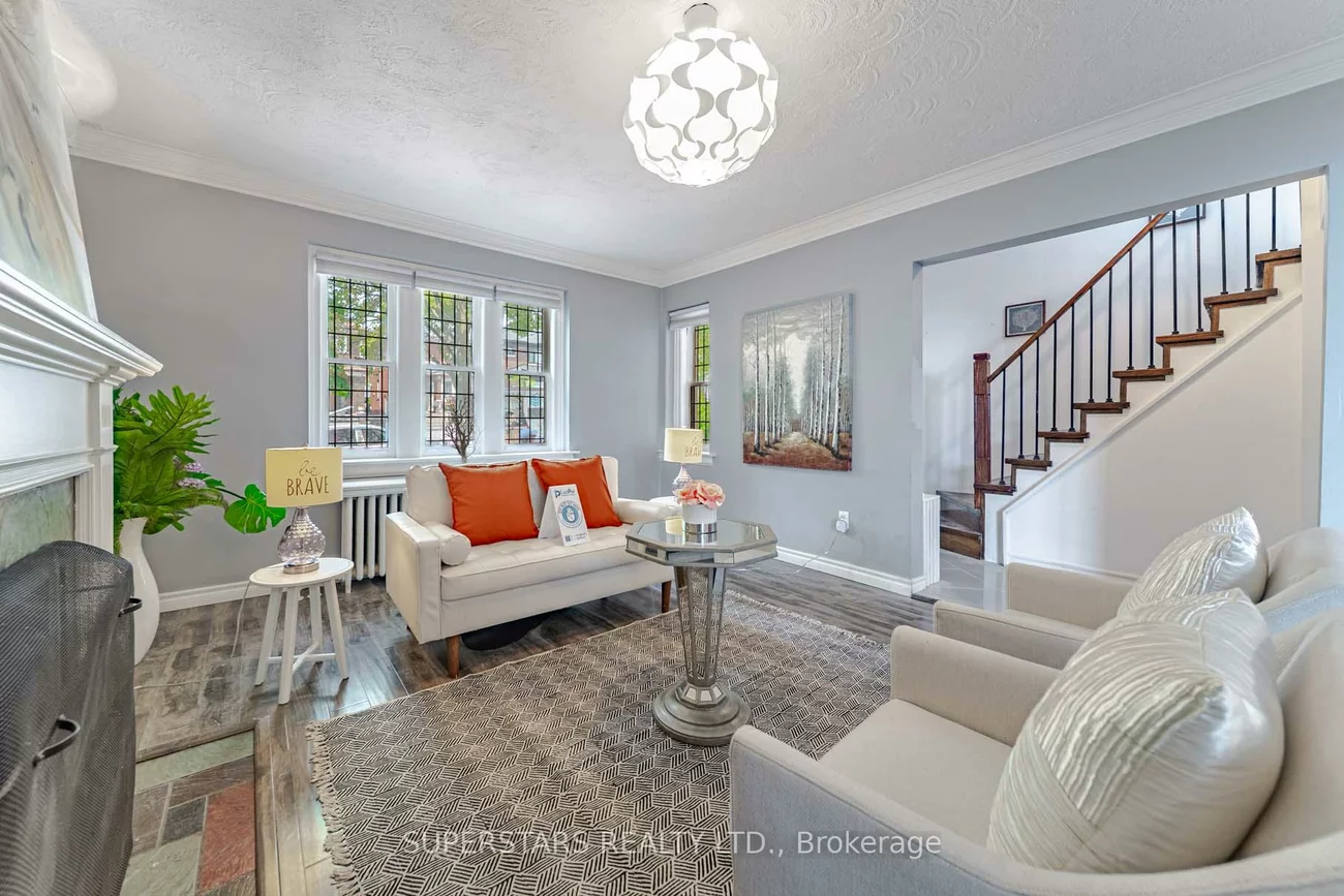 29, Crestview, Lawrence Park South, Toronto