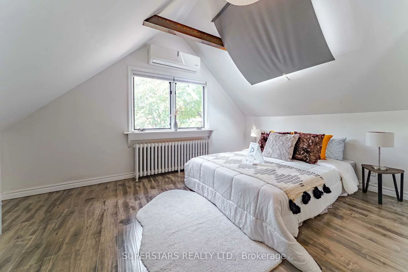29, Crestview, Lawrence Park South, Toronto