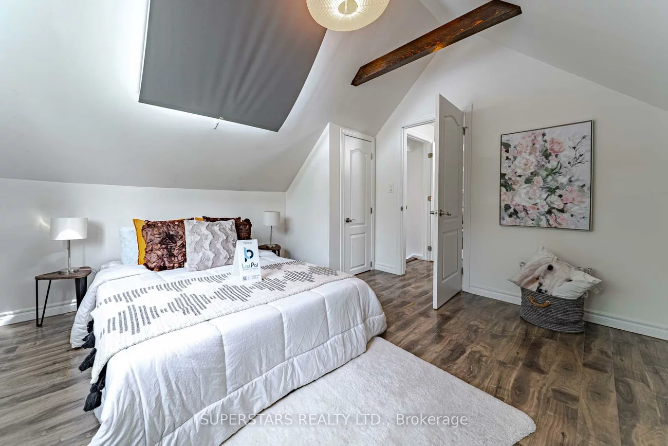 29, Crestview, Lawrence Park South, Toronto