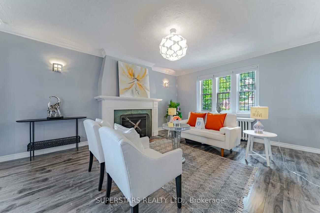 29, Crestview, Lawrence Park South, Toronto