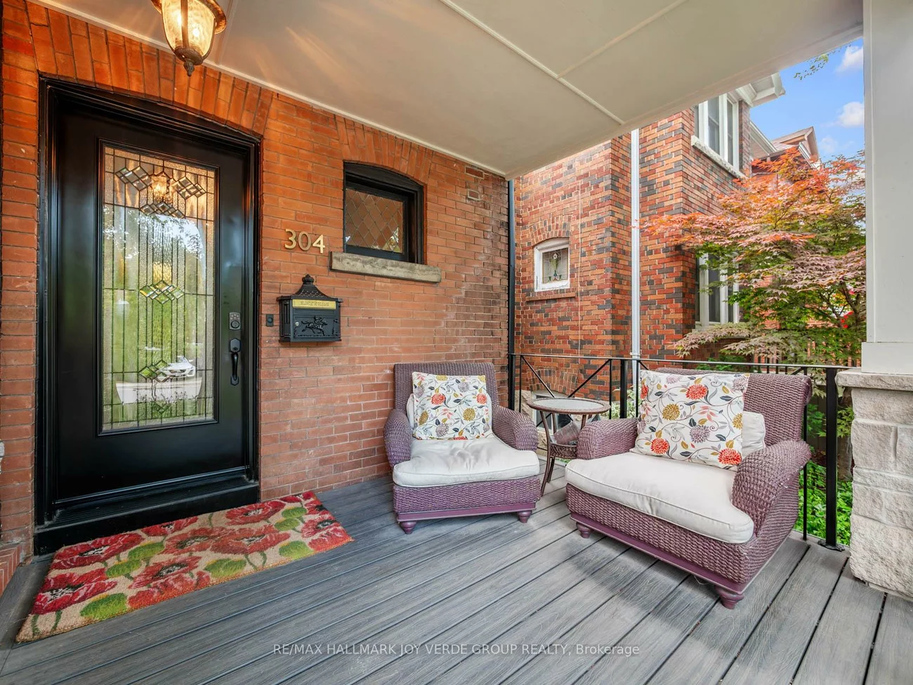 304, Keewatin, Mount Pleasant East, Toronto