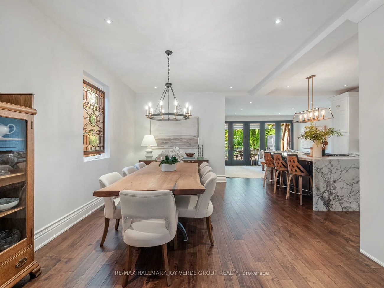 304, Keewatin, Mount Pleasant East, Toronto