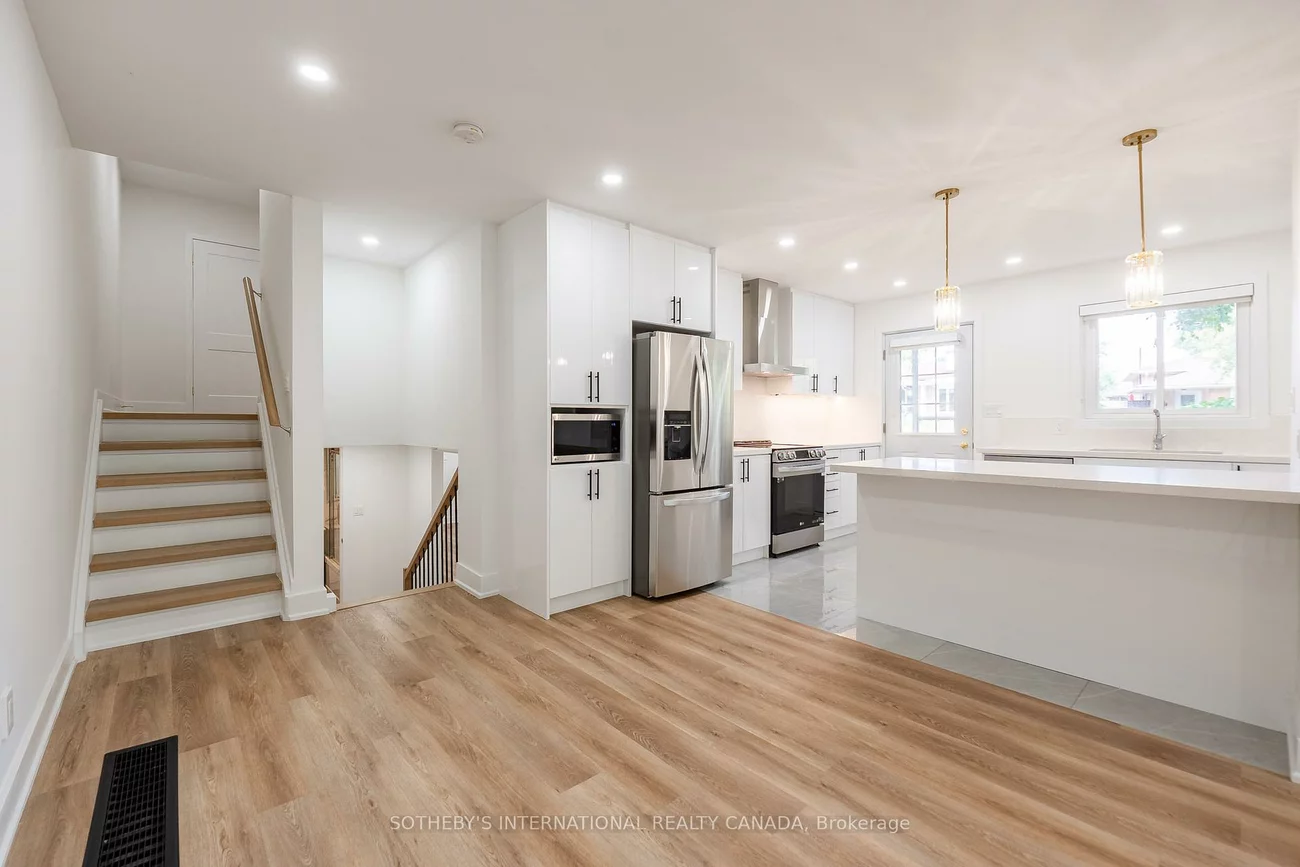 105, Baltray, Parkwoods-Donalda, Toronto