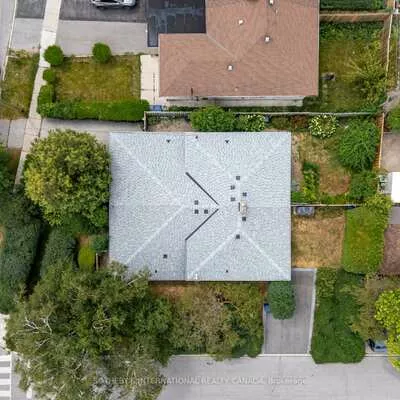 105, Baltray, Parkwoods-Donalda, Toronto