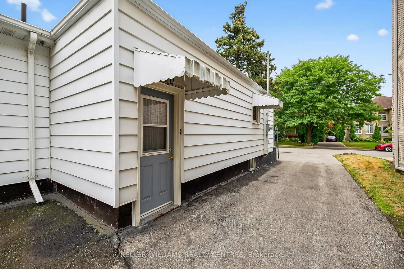 274, Elmwood, Willowdale East, Toronto