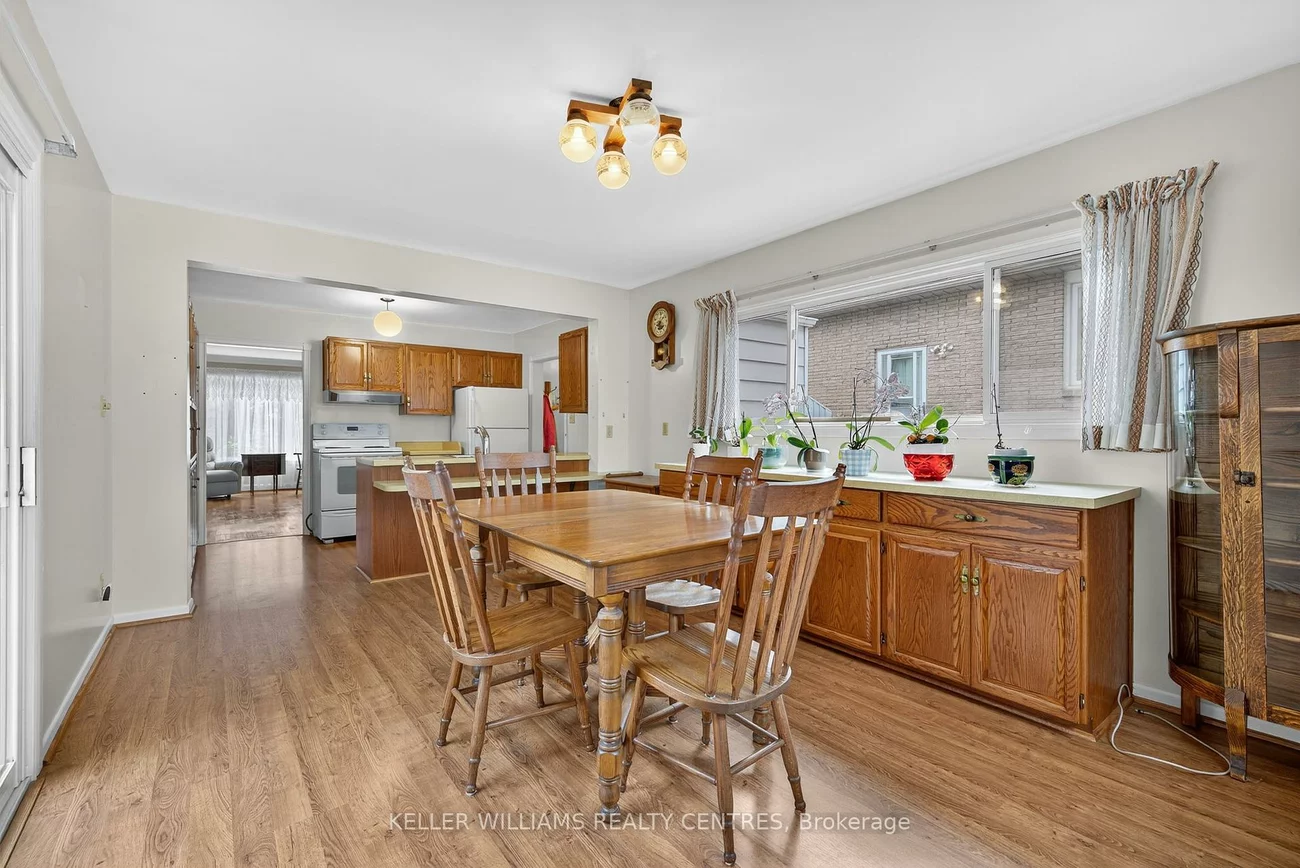 274, Elmwood, Willowdale East, Toronto