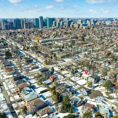 10, Waring, Willowdale East, Toronto