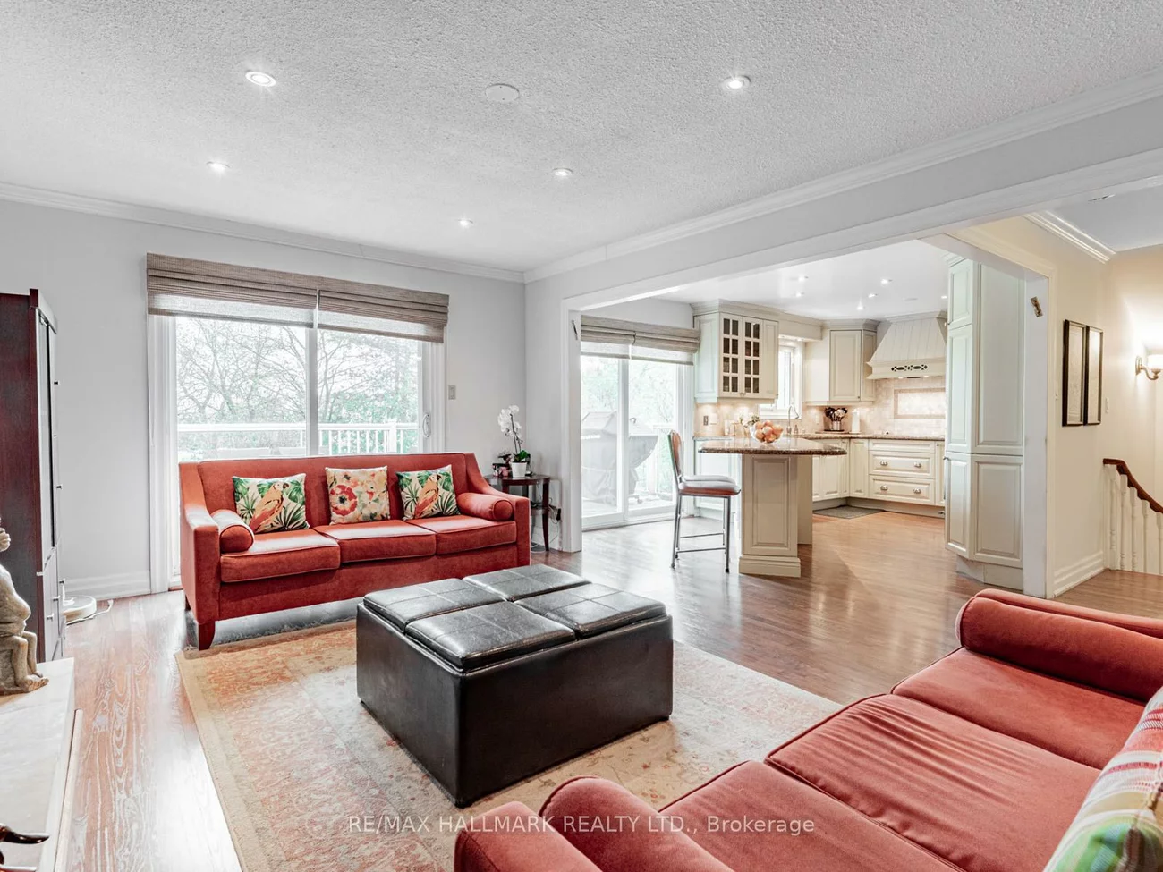 85, Ames, Banbury-Don Mills, Toronto