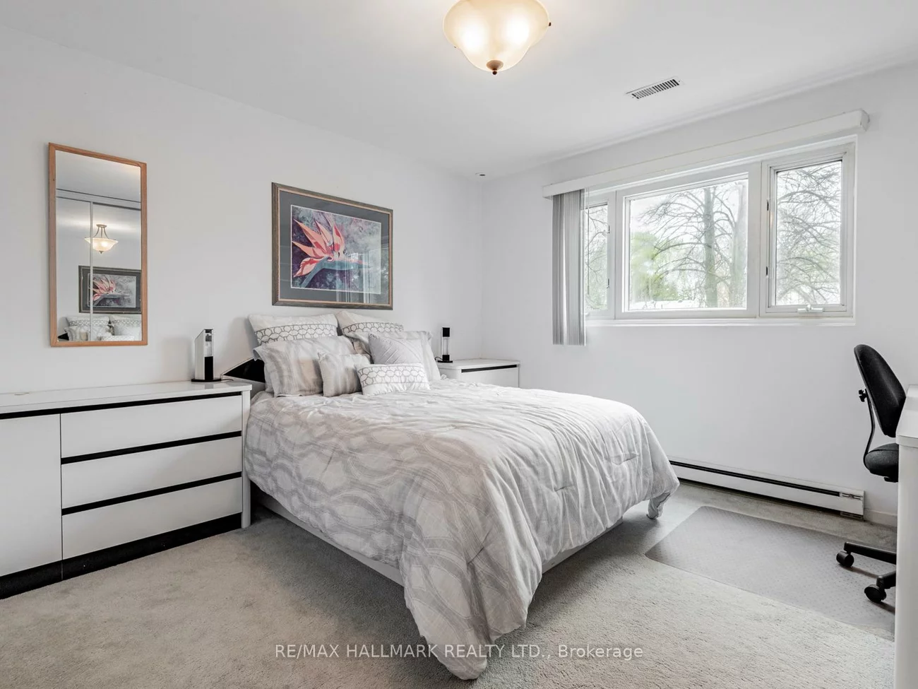 85, Ames, Banbury-Don Mills, Toronto