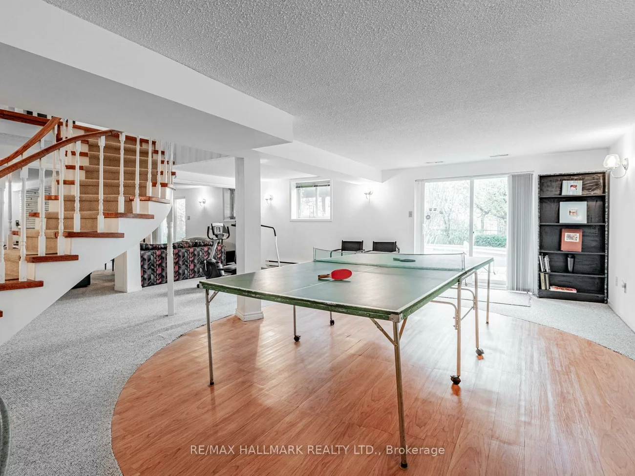 85, Ames, Banbury-Don Mills, Toronto