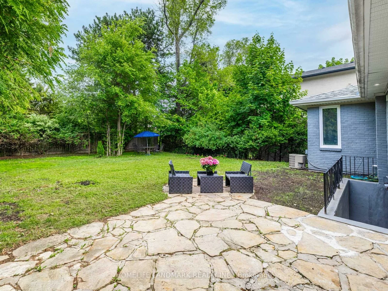 30, Burleigh Heights, Bayview Village, Toronto