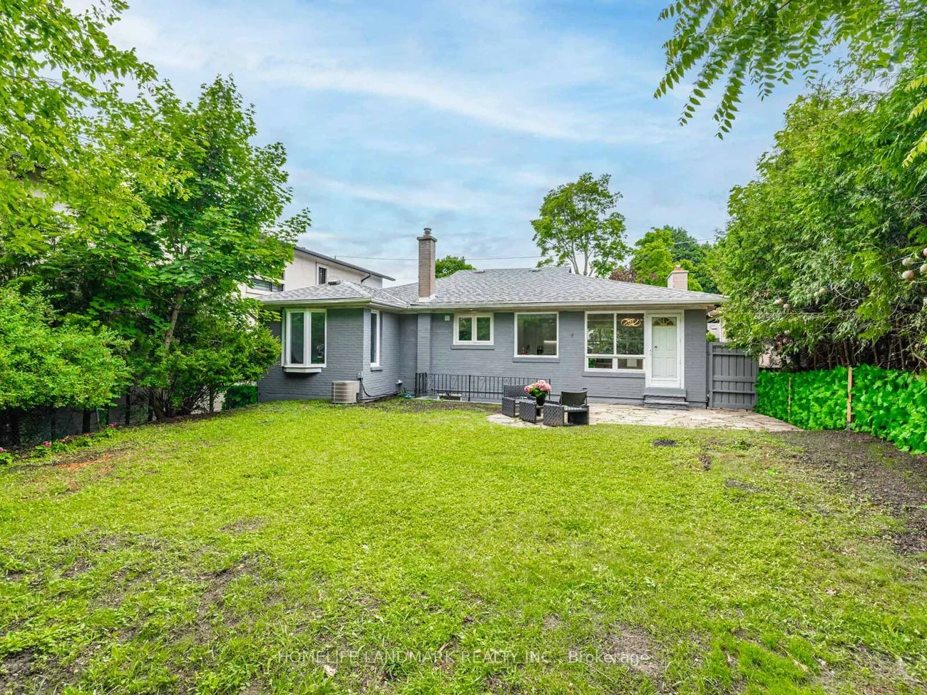 30, Burleigh Heights, Bayview Village, Toronto
