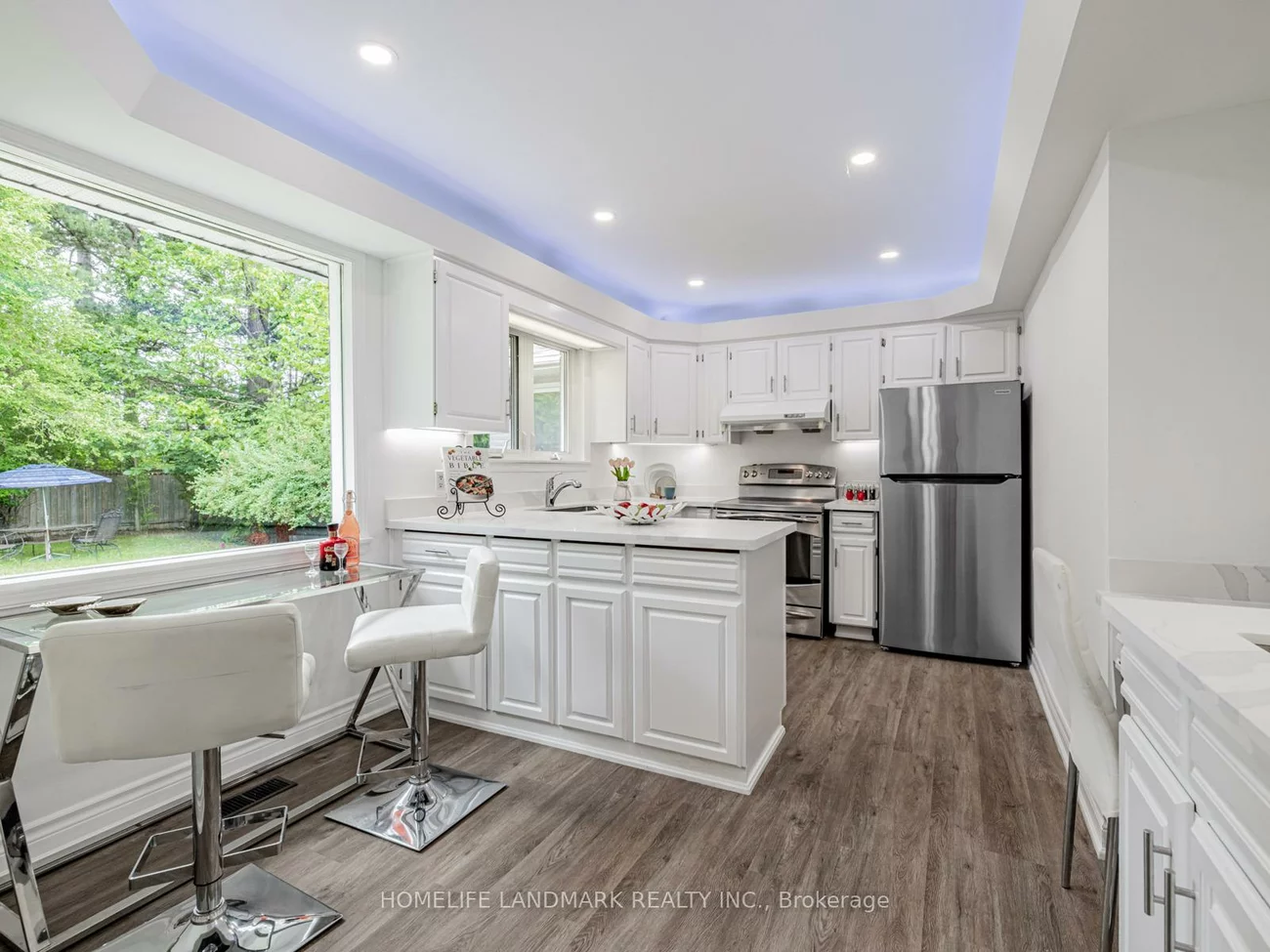 30, Burleigh Heights, Bayview Village, Toronto