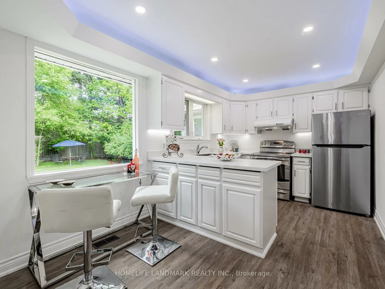 30, Burleigh Heights, Bayview Village, Toronto