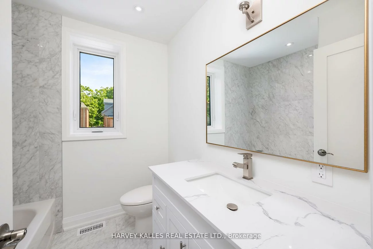 101, Clifton, Mount Pleasant East, Toronto