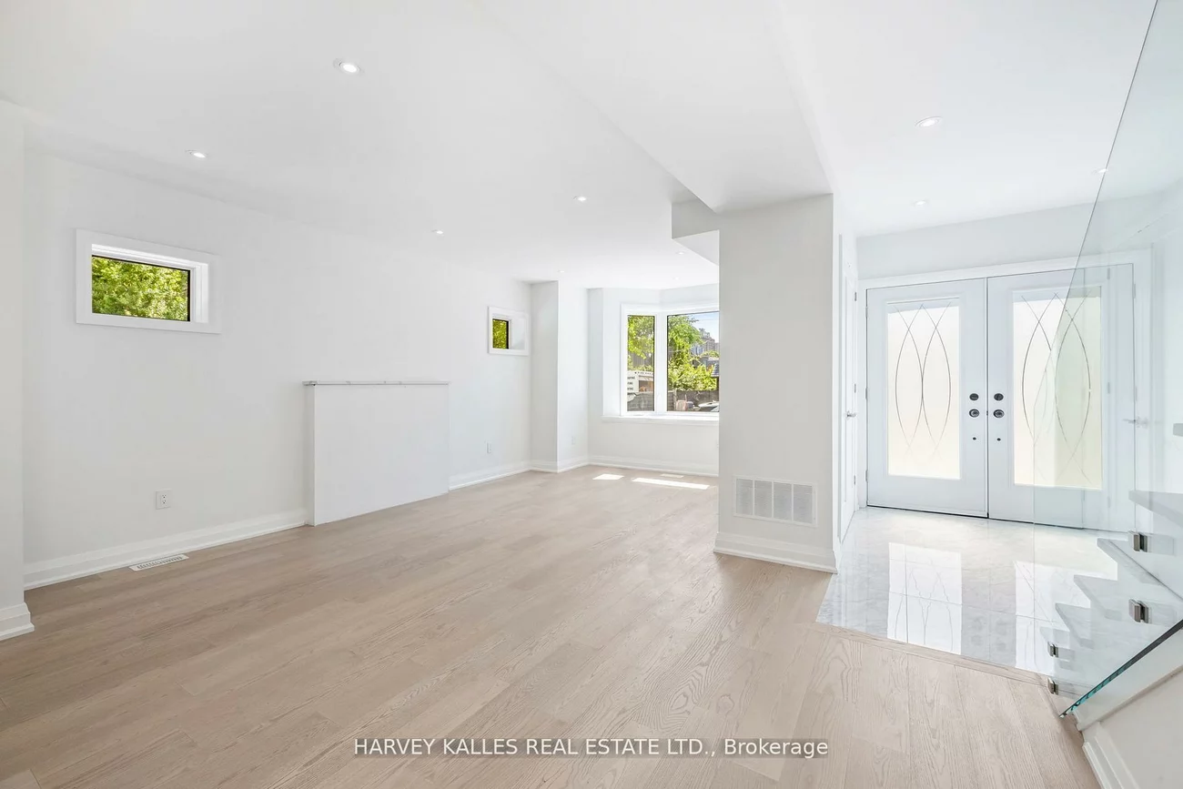 101, Clifton, Mount Pleasant East, Toronto