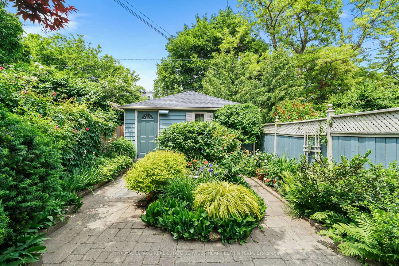 100, Amelia, Cabbagetown-South St. James Town, Toronto