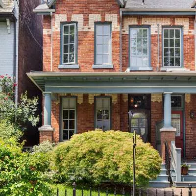 100, Amelia, Cabbagetown-South St. James Town, Toronto