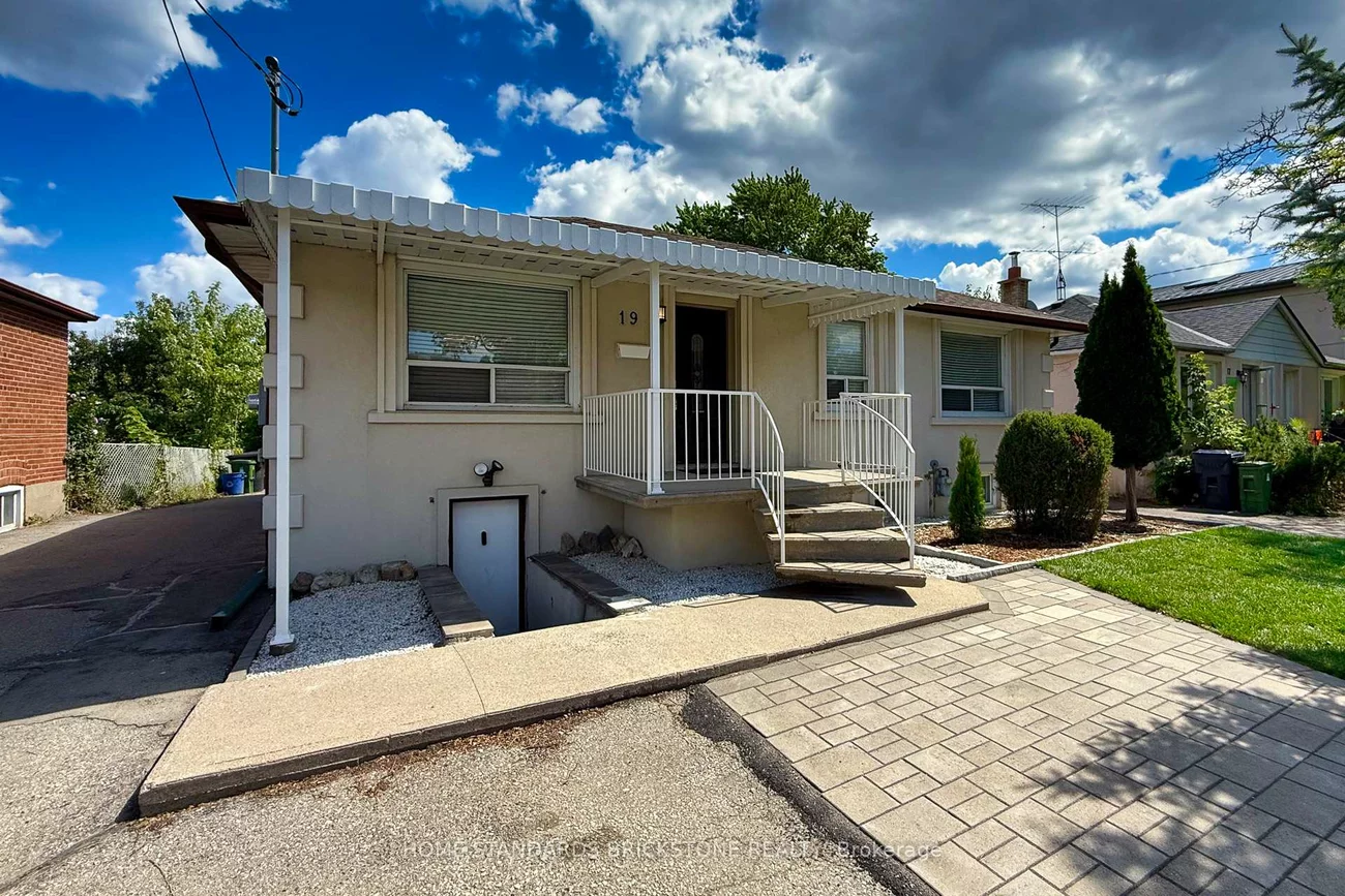 19, Granite, Clanton Park, Toronto