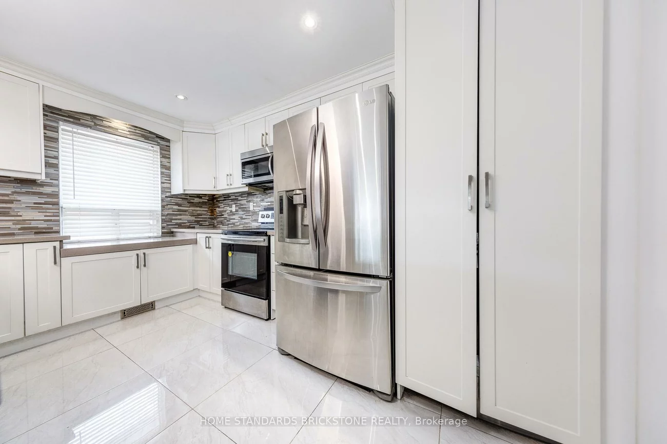 19, Granite, Clanton Park, Toronto