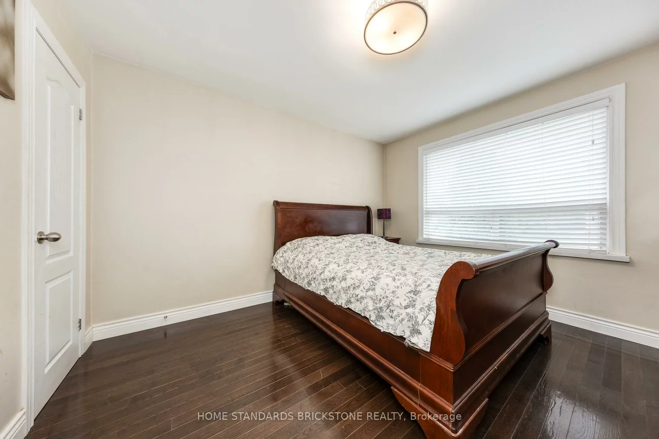 19, Granite, Clanton Park, Toronto