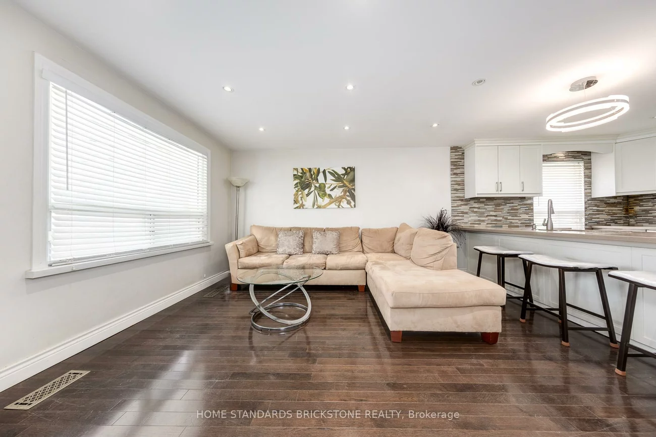 19, Granite, Clanton Park, Toronto