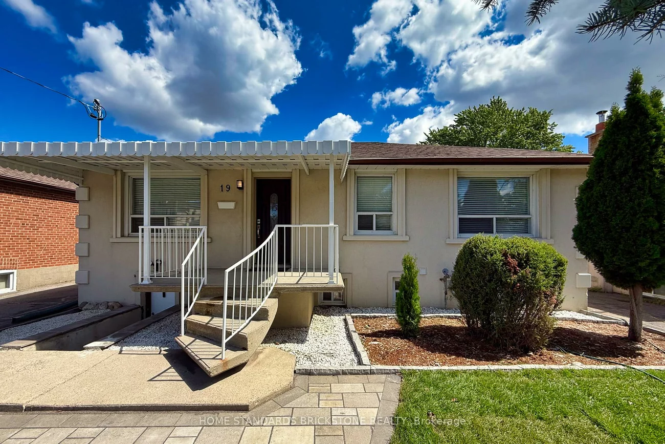 19, Granite, Clanton Park, Toronto