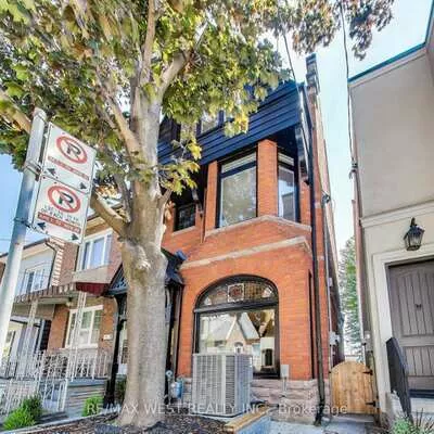 21, Rolyat, Trinity-Bellwoods, Toronto