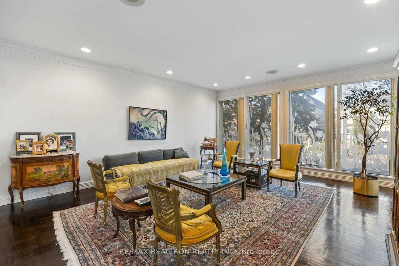 83, Hillmount, Englemount-Lawrence, Toronto