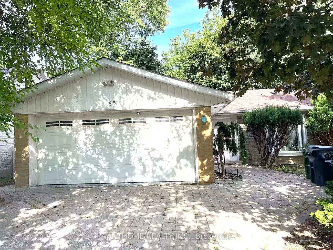185, Burbank, Bayview Village, Toronto