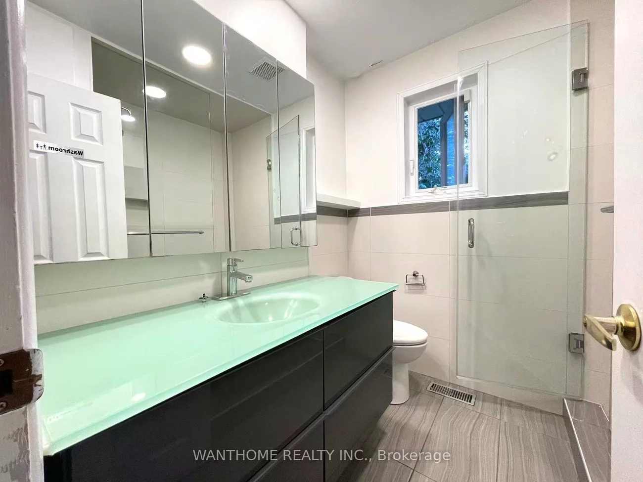 185, Burbank, Bayview Village, Toronto