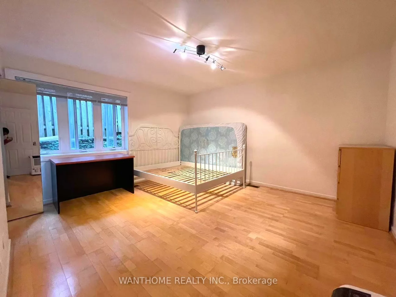 185, Burbank, Bayview Village, Toronto