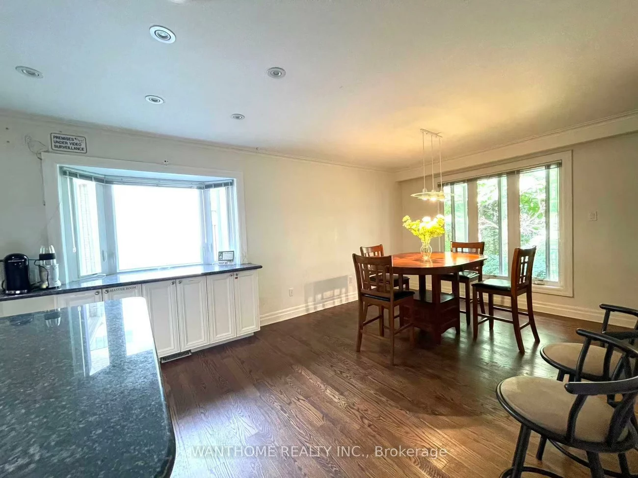 185, Burbank, Bayview Village, Toronto