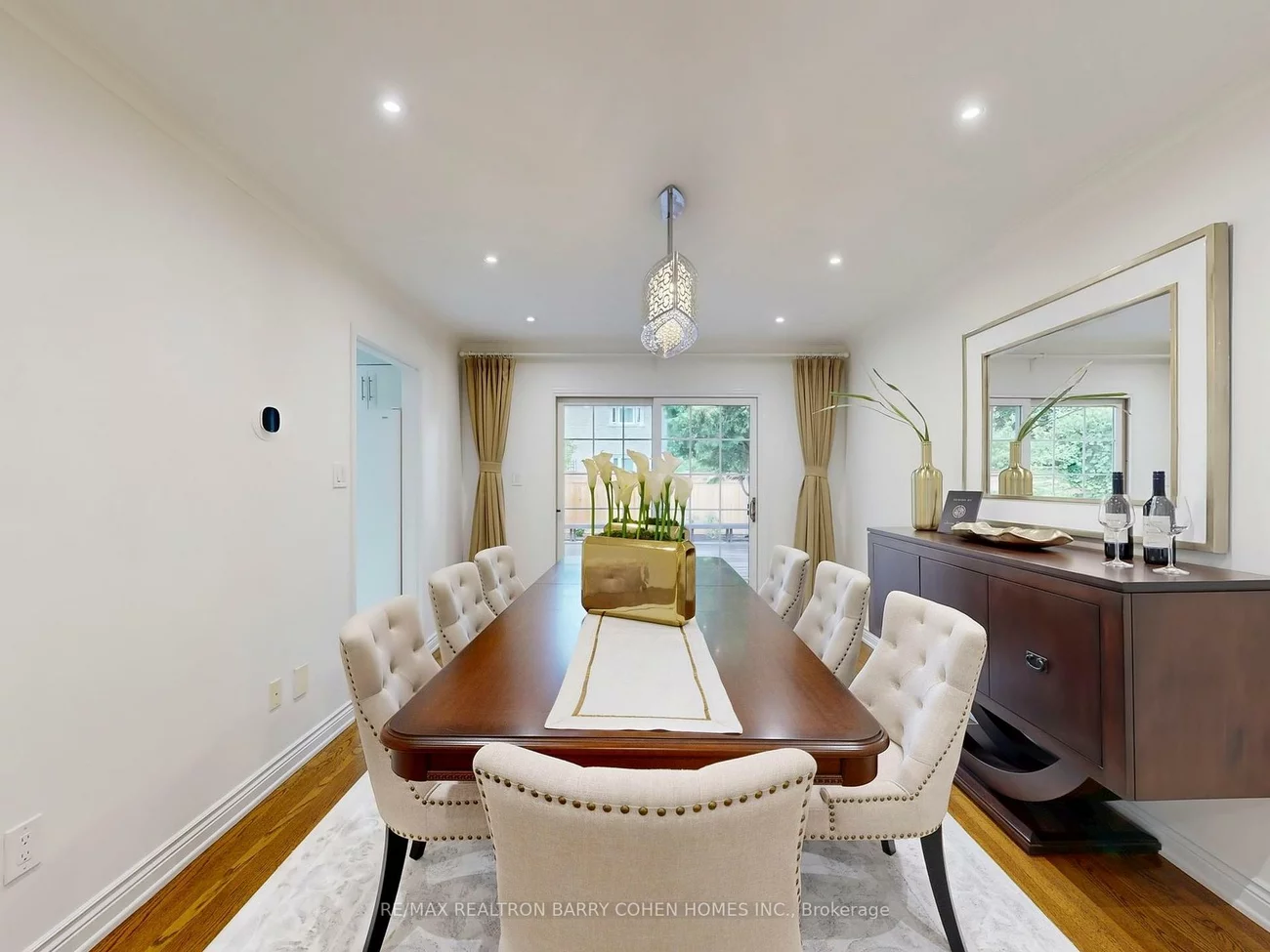 69, Tanbark, Banbury-Don Mills, Toronto