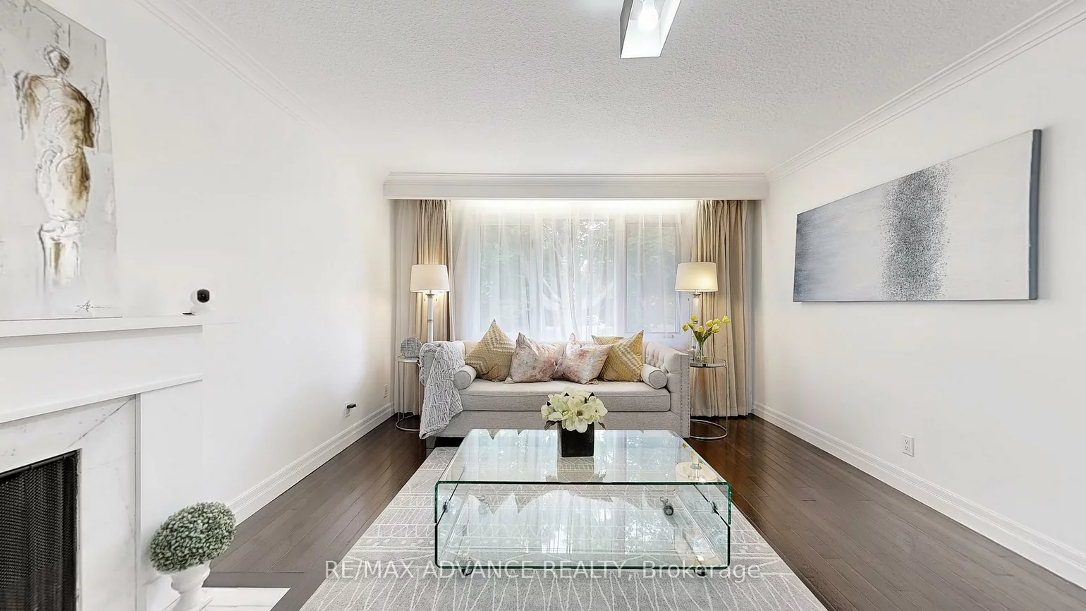 9, Carluke, St. Andrew-Windfields, Toronto